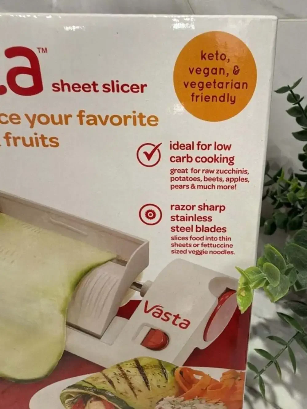 Vasta Veggie and Fruit Sheet Slicer with Fettuccine Blade